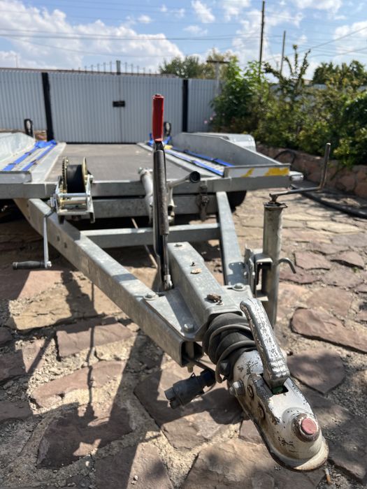 продам прицеп-эвакуатор 2014 год