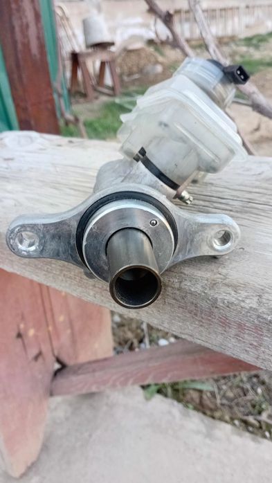 Тормозной целиндр