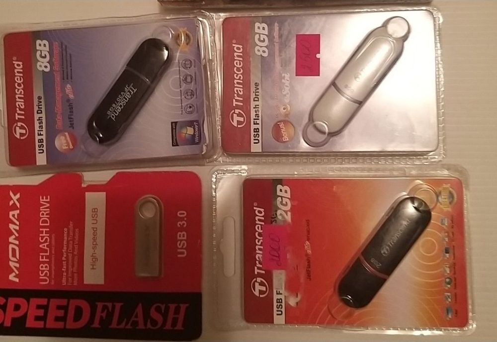 Флешка новая в упаковке