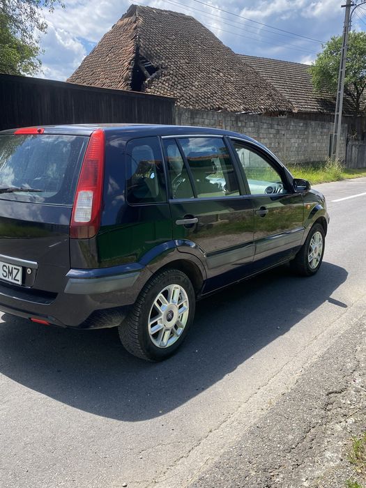 FORD Fusion 0 — imagine 4