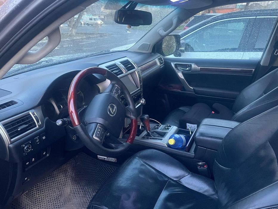Продам lexus gx 460