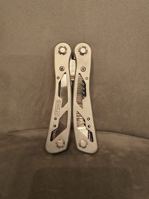 Cleste multifunctional Stanley