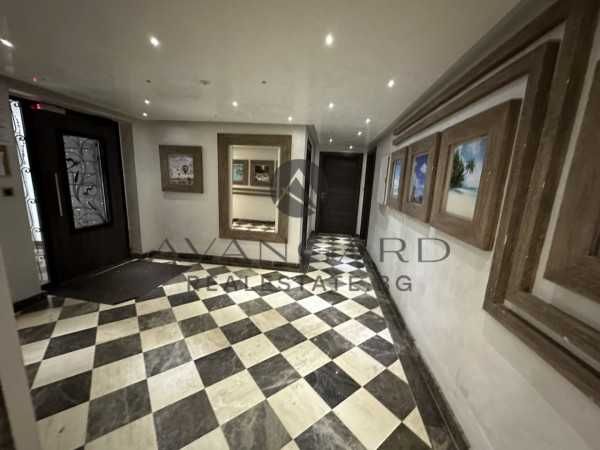 Продава се Тристаен апартамент в Пловдив, Кършияка - 100 кв.м за 1581 €/кв.м - Снимка #13