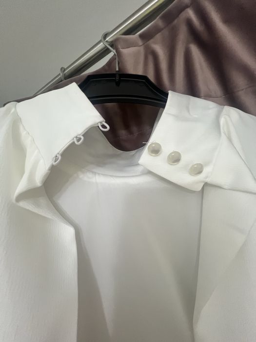 Salopeta din satin ideala pentu ocazii