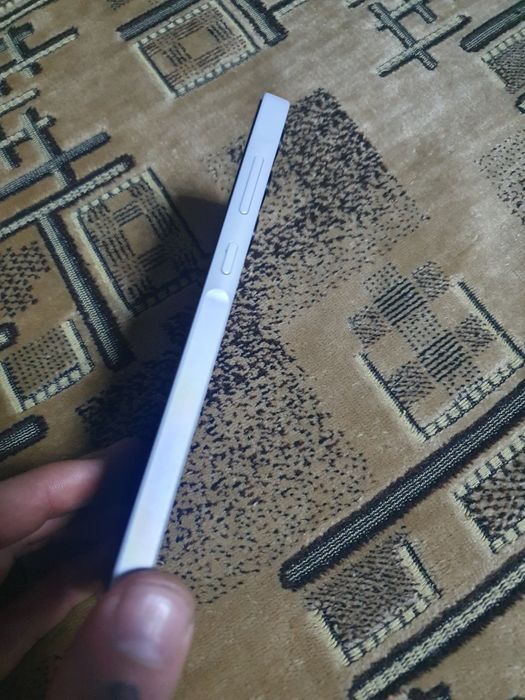 Самсунг А35  в отличном состоянии