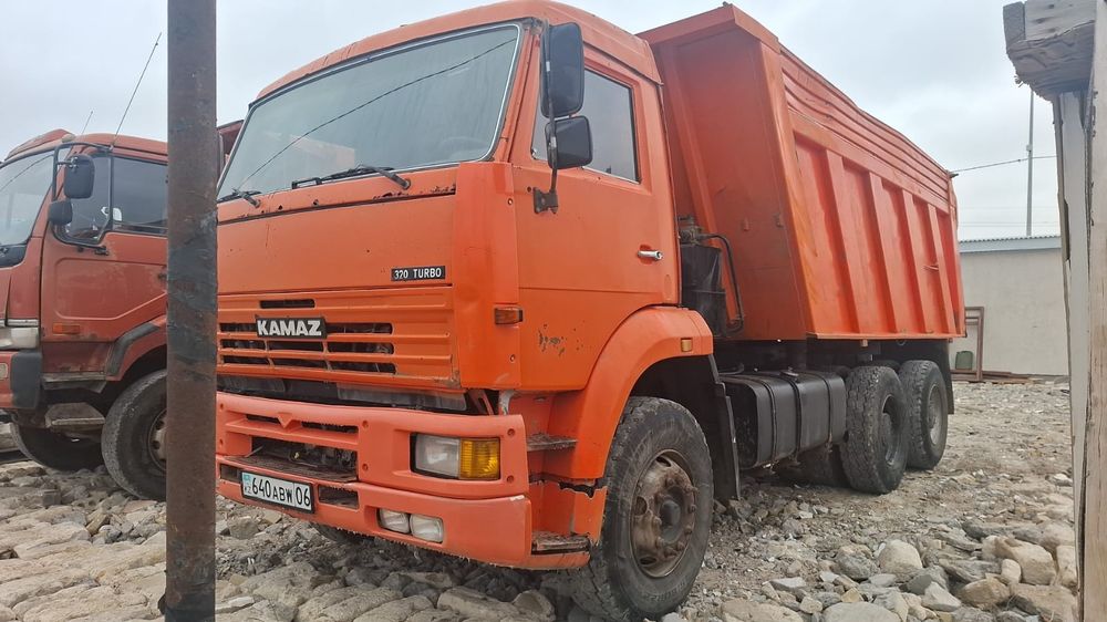 Продам КаМАЗ самосвал