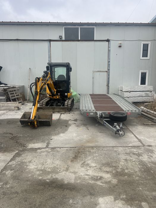 Inchiriez MiniExcavator