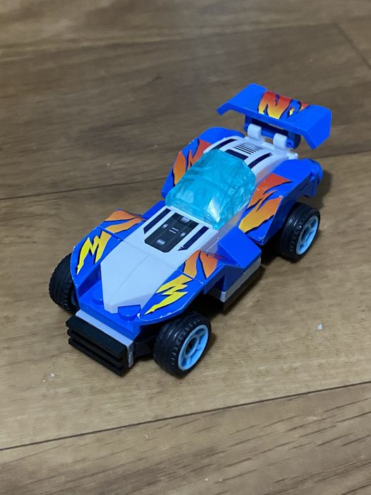 Продаю лего машинки пул бэк