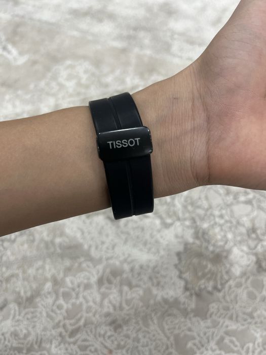 Часы tissot не продаю только обмен