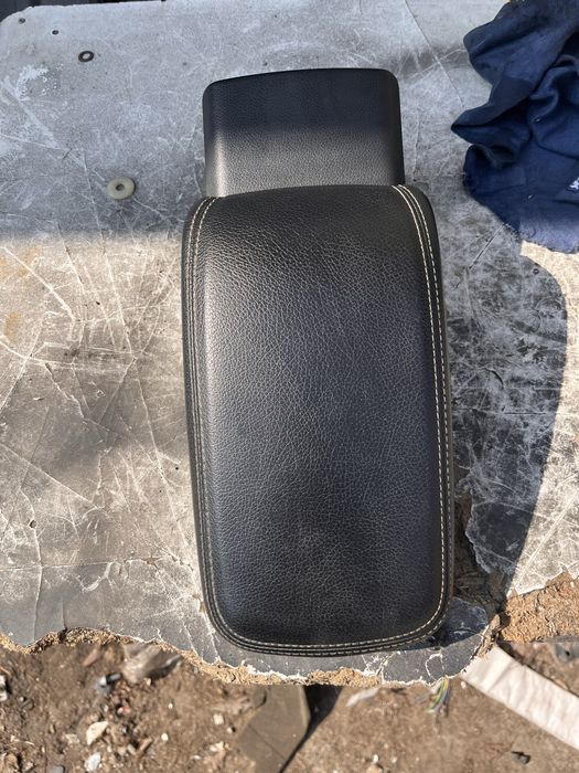 Капак подлакътник Мерцедес GLA / Mercedes ГЛА