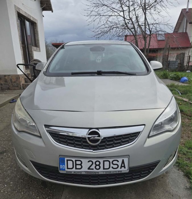 Se vinde Opel Astra J!!