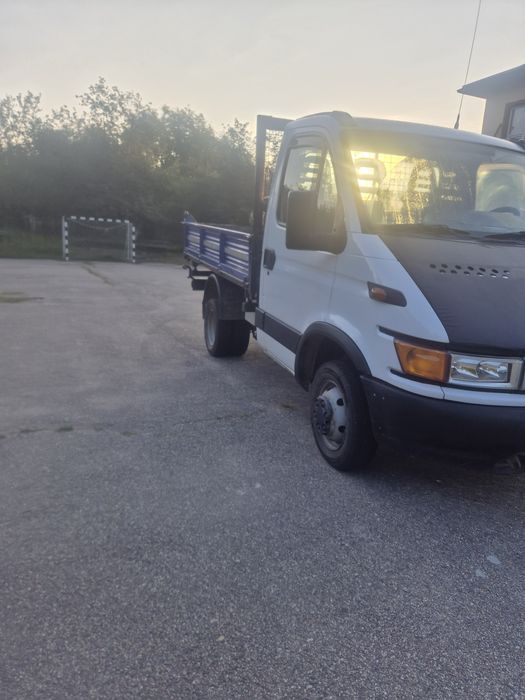 De vânzare iveco basculabil