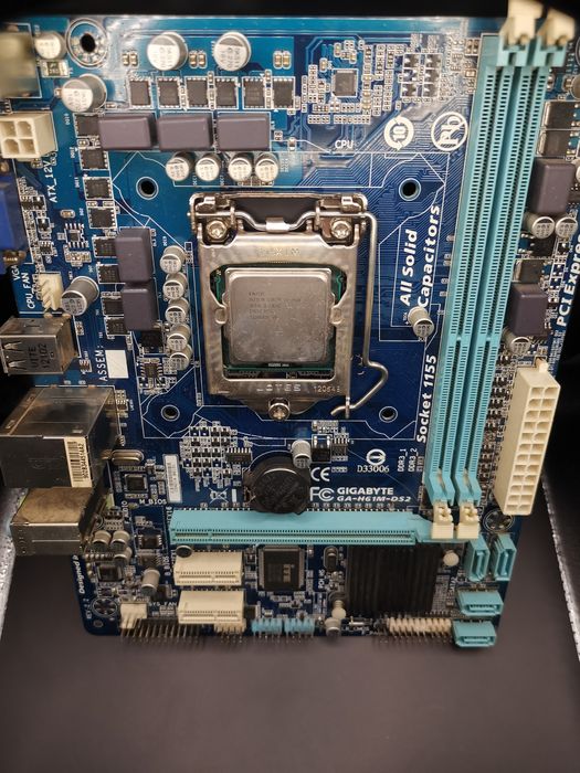 Kit i5 2400 si placa de baza socket 1155