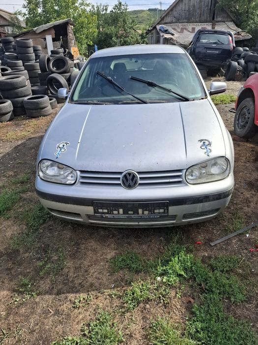 Vand faruri tragher capota radiatoare golf 4 an 2002