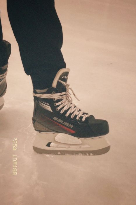 Коньки хоккейные bauer vapor