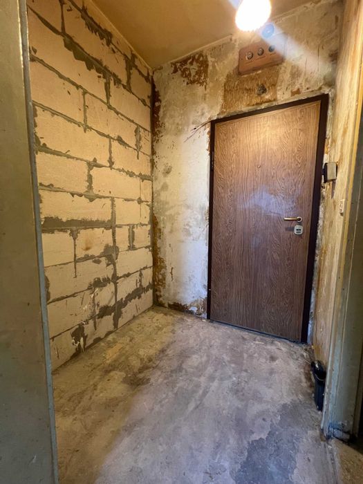 Продава се Едностаен апартамент в София, Сухата река - 29 кв.м за 2380 €/кв.м - Снимка #2