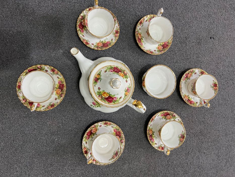 Порцеланов Кафе чай сервиз Royal Albert