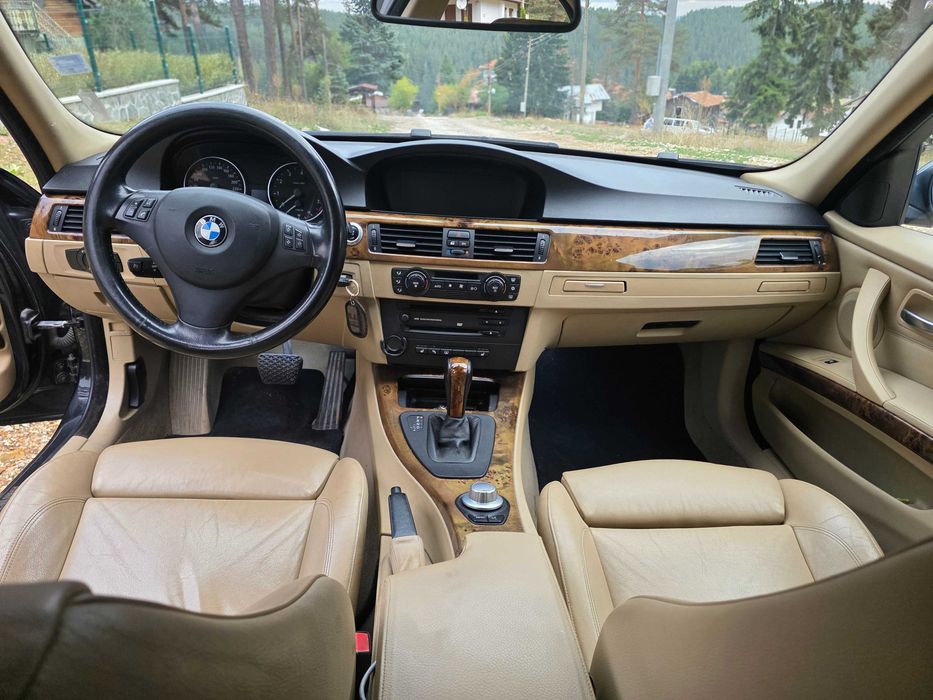 BMW E90 325I 218 к.с. Седан 2005 Навигация Кожен салон