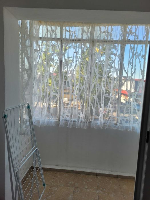 Închiriez apartament 1 camera Poitiers Iași