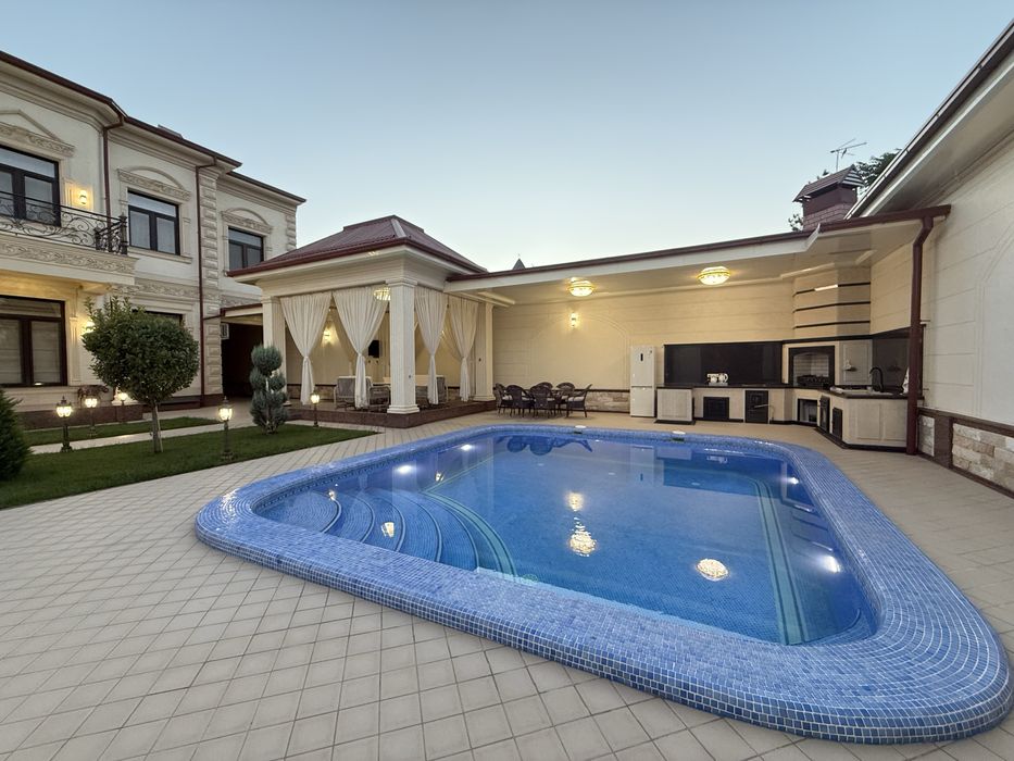 В продаже класическая резиденция на 8 сотках Мирабад гостиница России