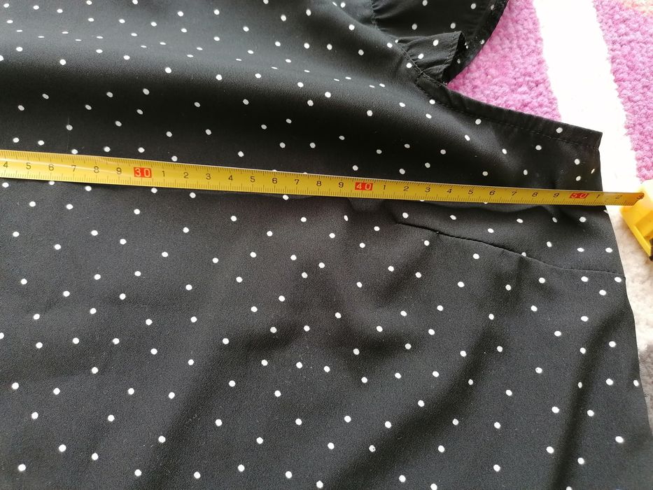 Bluzița eleganta mărimea M-L