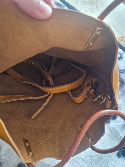 Geanta nouă de piele naturala