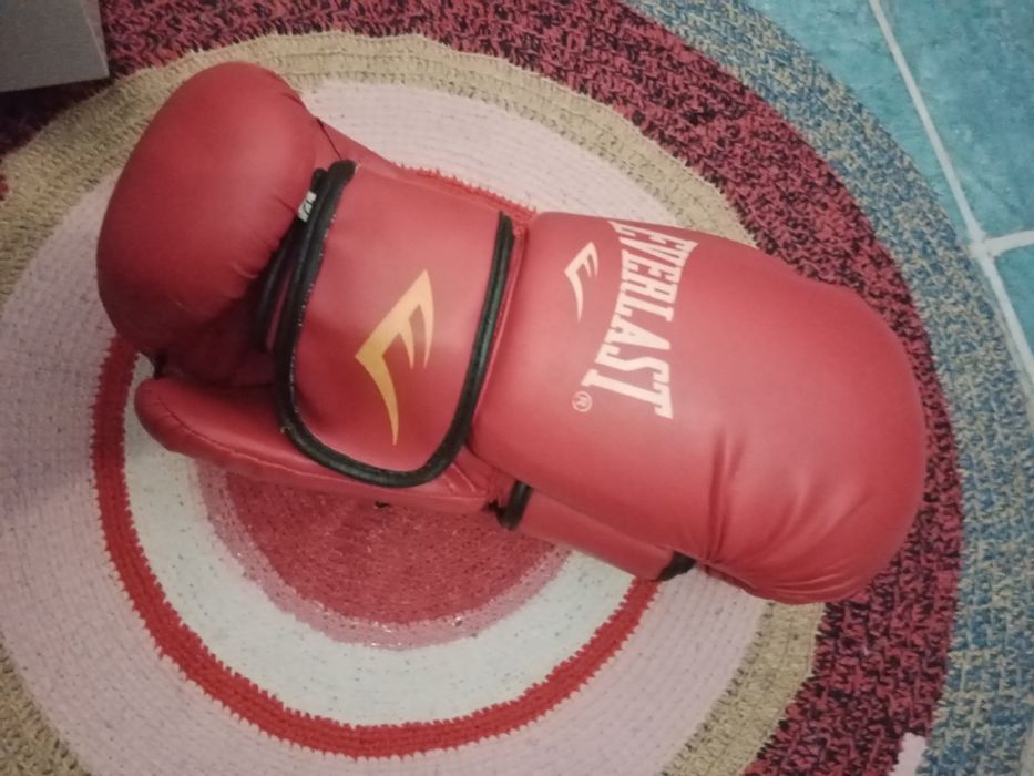 Перчатки everlest