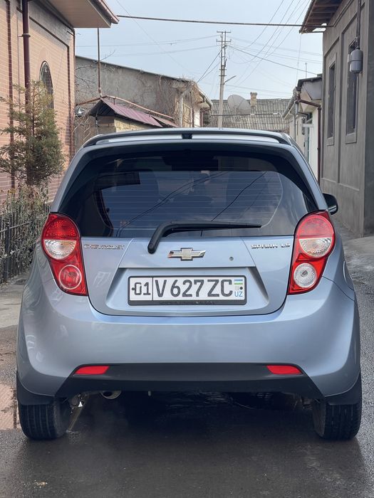 Срочно продам спарк автомат в хорошем состоянии!