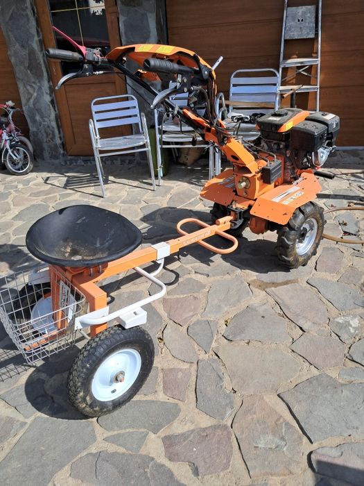 Vand motocultor de 7,5 c
