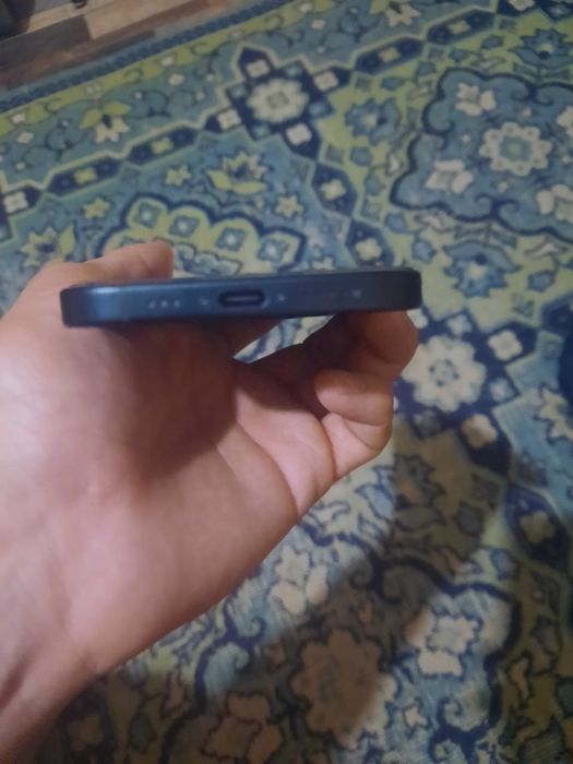 Айфон 15  128 3 ай болды алғаныма