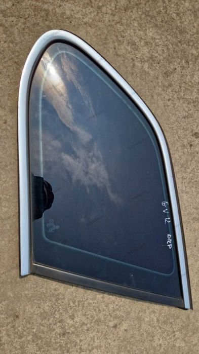 Geam VW Golf 5 combi dreapta spate cu folie