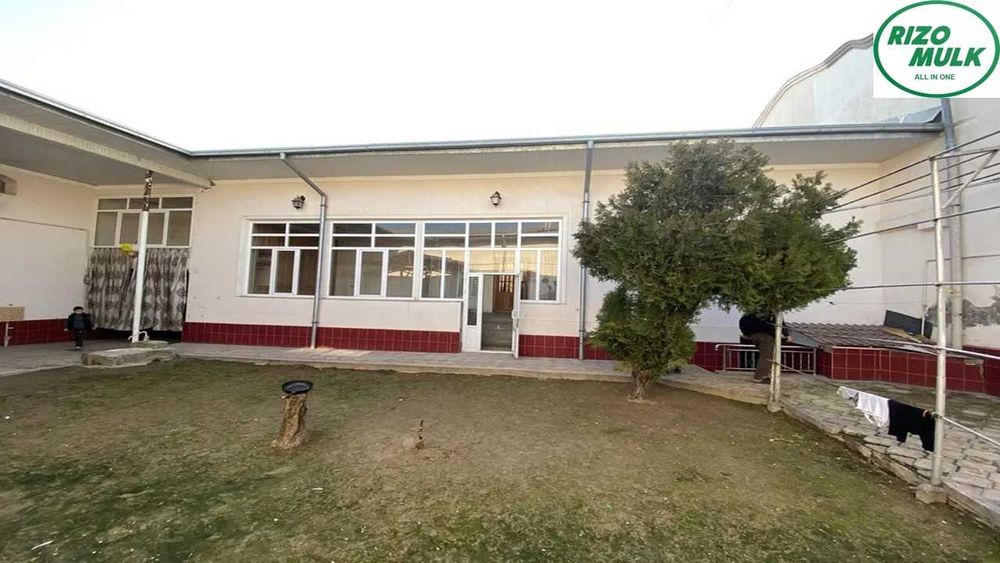 Учтепа тумани Изза мавзесида ховли сотилади. NR494/120