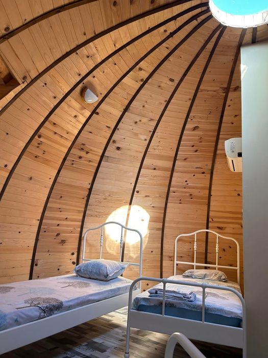 Продават се куполни бунгала