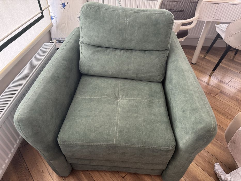 Диван с креслом (комплект)