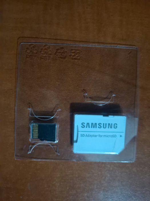 Card memorie 512GB/1TB SanDisk/Samsung