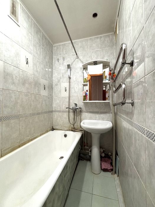 Продается 4х ком 5/5 Юбиляр