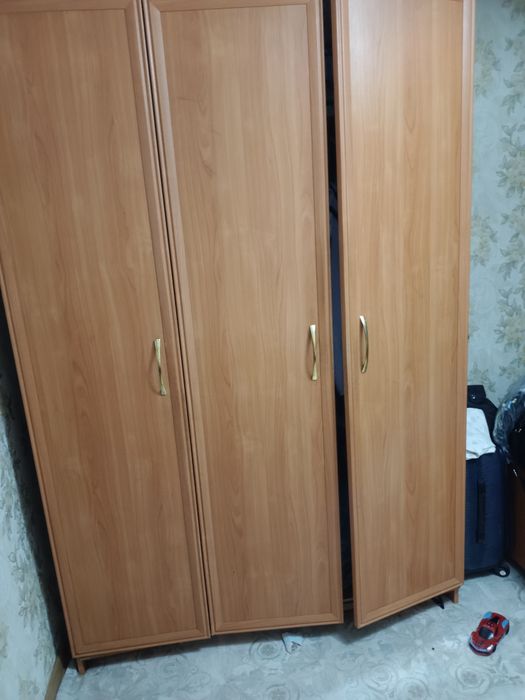 Продам гарнитур не дорого