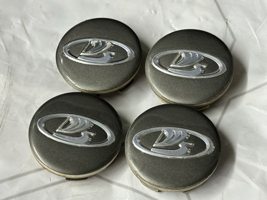 Оригинальные центральные колпачки LADA