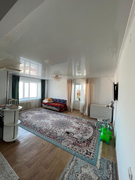 Продам 3 комнатную квартиру