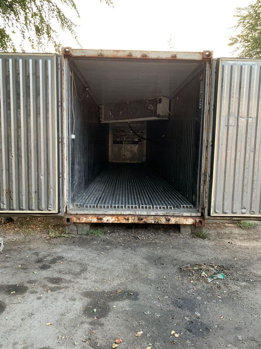 Продается промышлинй холодильник