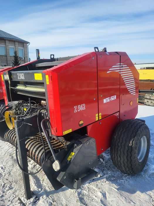 Пресс подборщик Metal fach