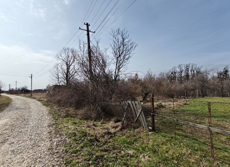 Teren Intravilan 1.472 mp Cotmeana - Lintești, Ag.