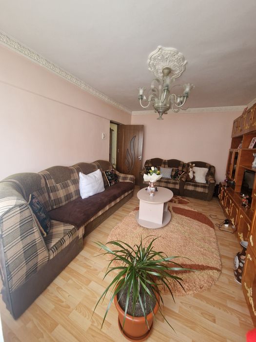 Vand apartament 4 camere,zona centrala,Slobozia