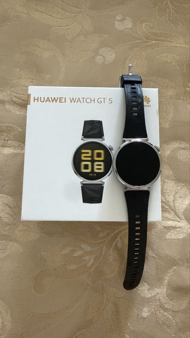 Продам часы huawei watch gt 5