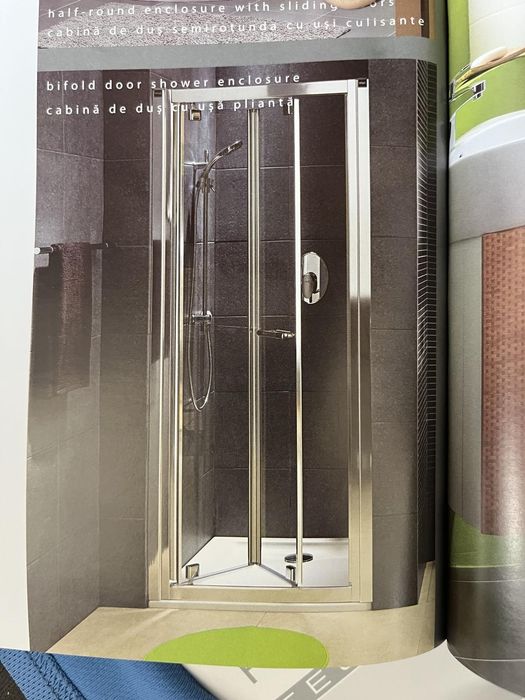 Сгъваема врата за душкабина