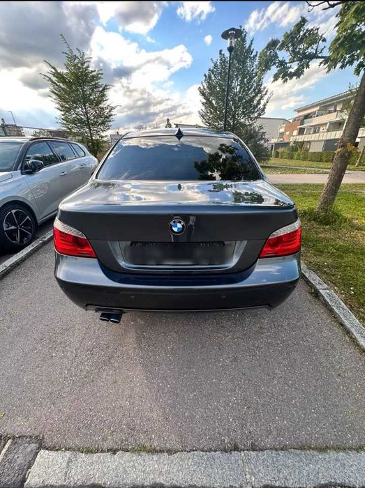 BMW 5 Series 2009 — imagine 4