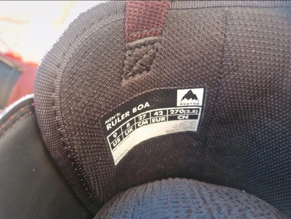 Boots snowboard Burton Ruler Boa Almandine mărime 42 EUR