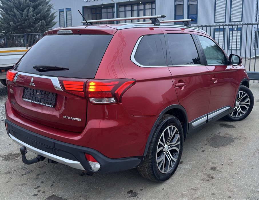 Mitsubishi Outlander Euro 6 2016 7 Locuri 2.2 Diesel Camera Piele Navi