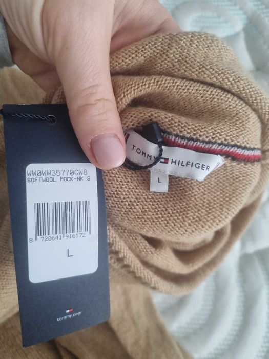 Tommy Hilfiger вълнен пуловер