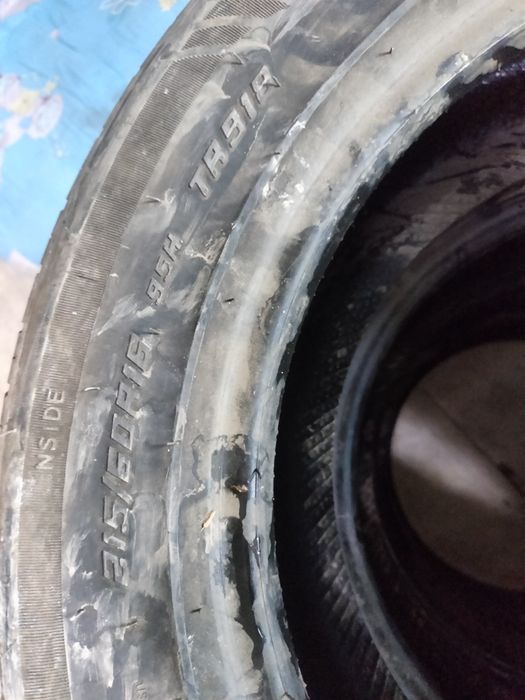 Продам шины в комплекте
